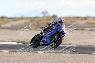 media/Nov-16-2025-Race Pace (Sun) [[8c5fa54630]]/Non Verified Riders (1st 20 Minutes)/5-Turn 15 (110pm)/